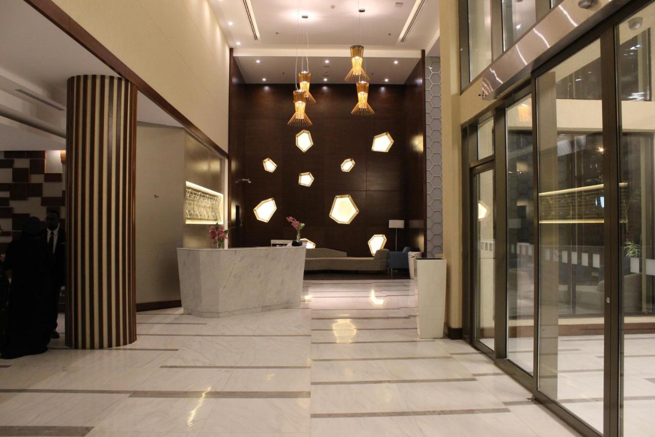 Holiday Inn Jeddah Gateway By Ihg Exterior photo