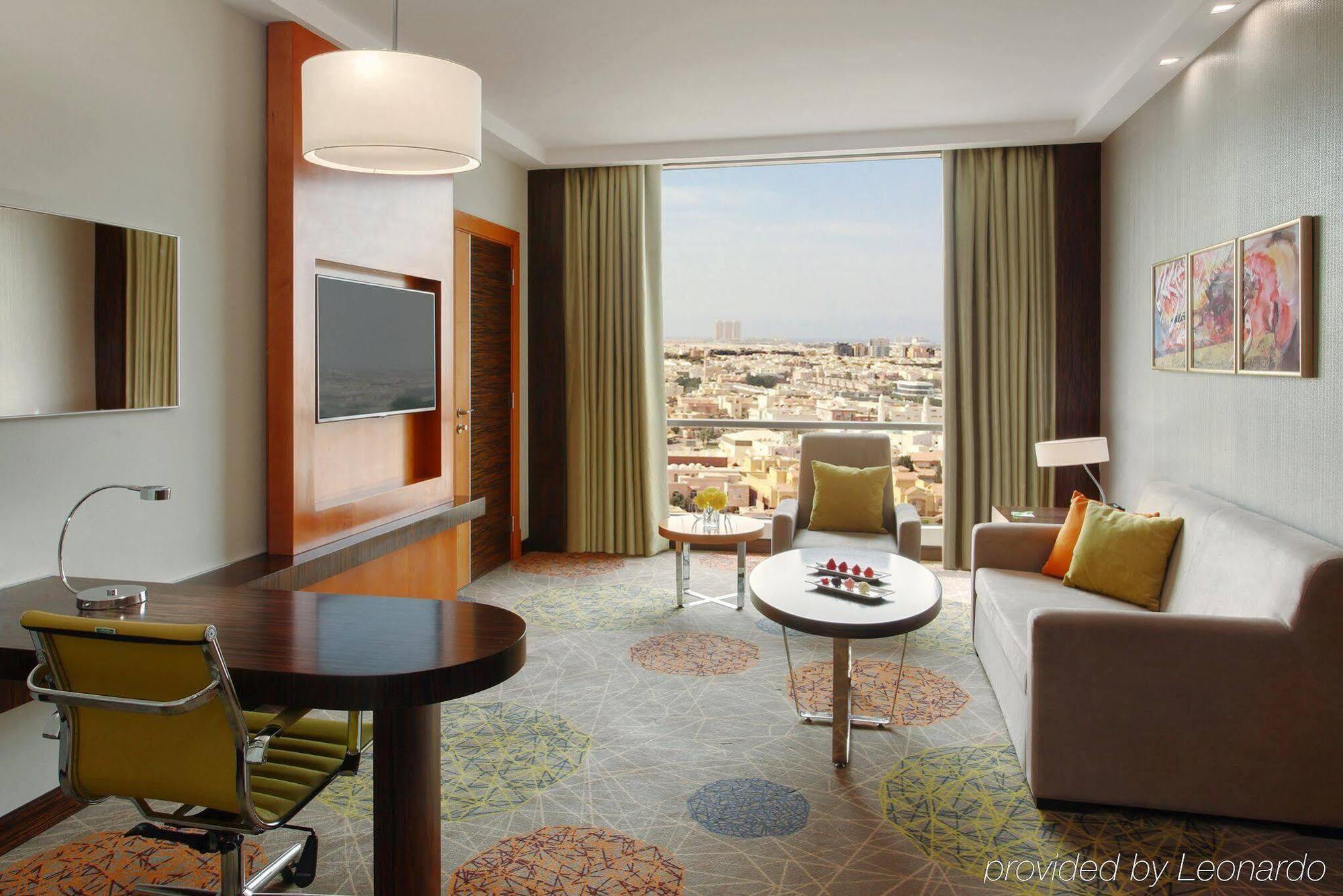 Holiday Inn Jeddah Gateway By Ihg Exterior photo