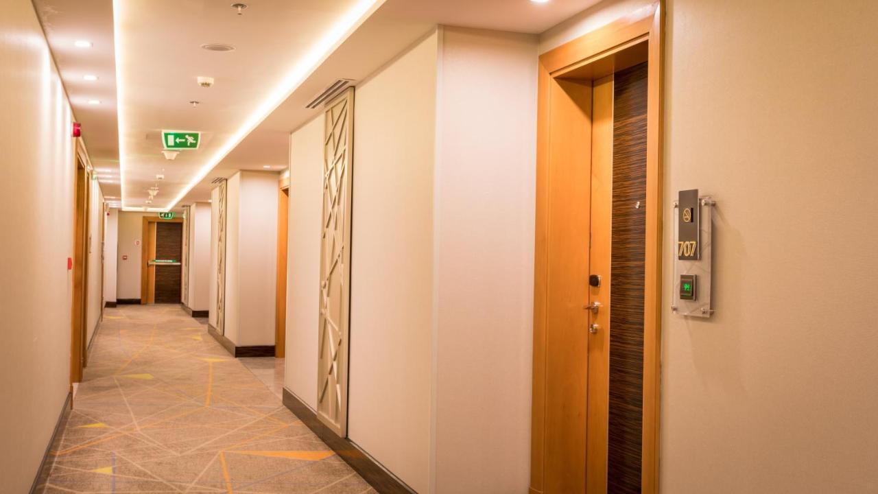 Holiday Inn Jeddah Gateway By Ihg Exterior photo